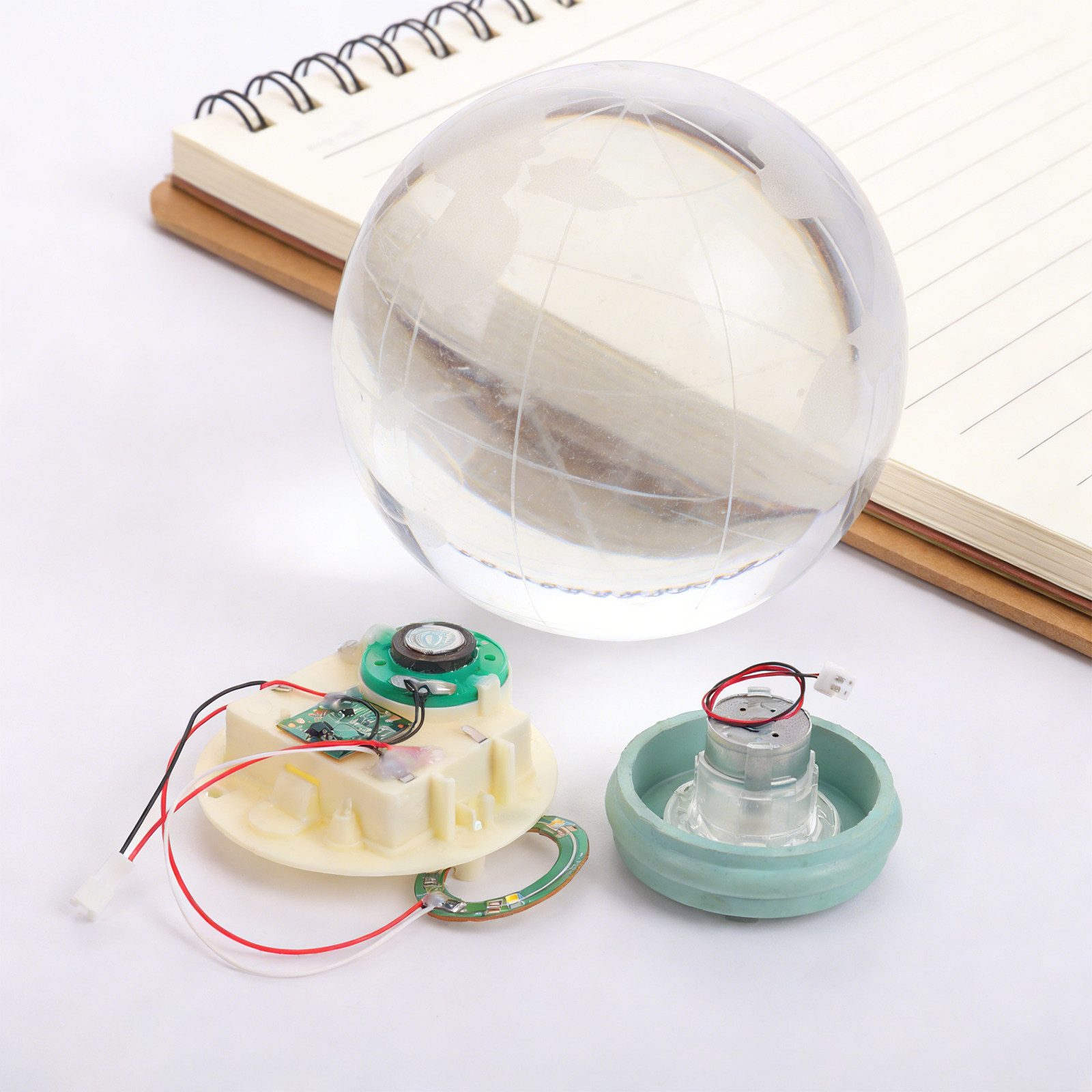 음악과 조명이 있는 스노우 글로브 무빙 DIY 배터리  - Plastic Dome Clear 리뷰 및 가격